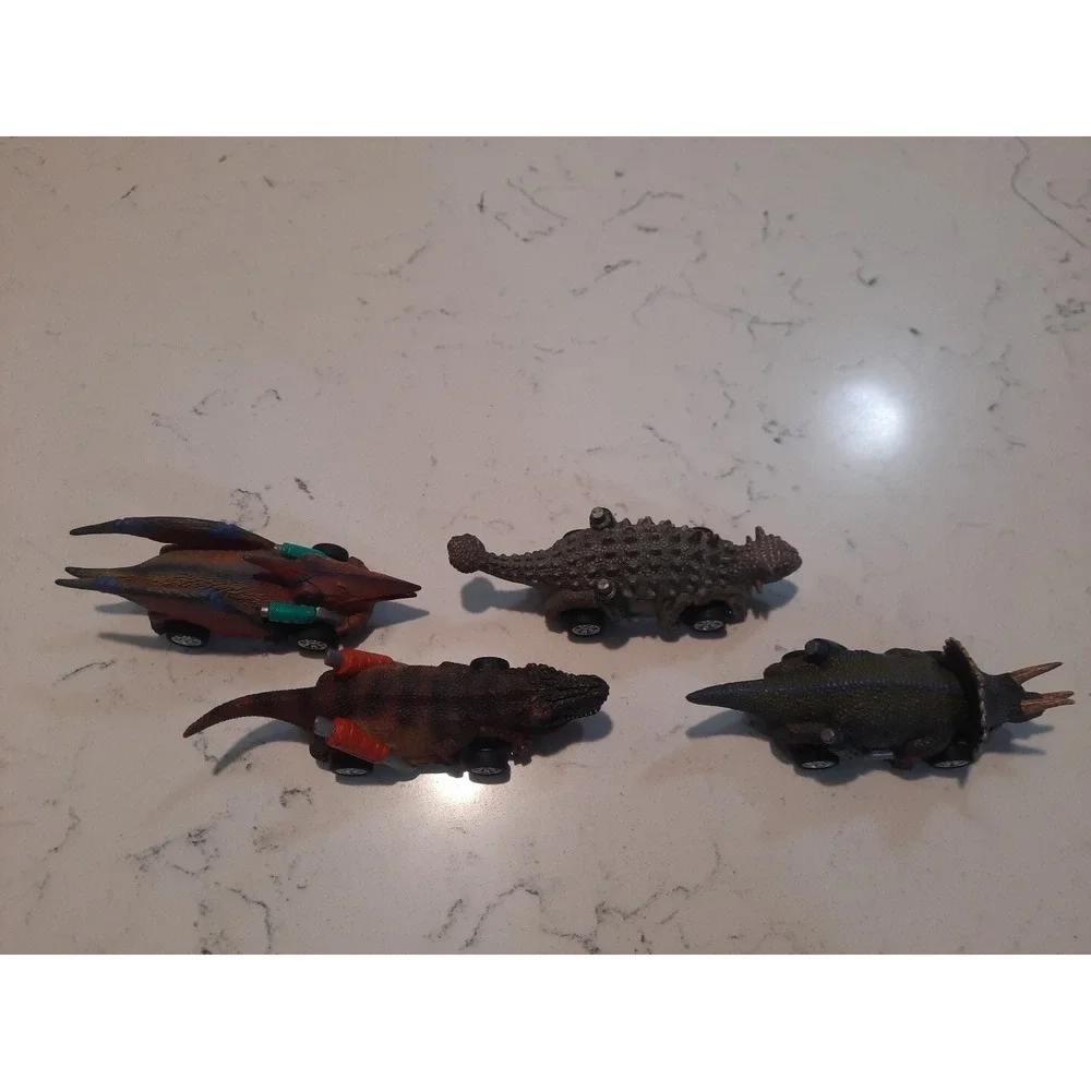 4 Dinobros Dinosaur Go-Kart Pull‎ Back Plastic Toy Car Rubber Tires